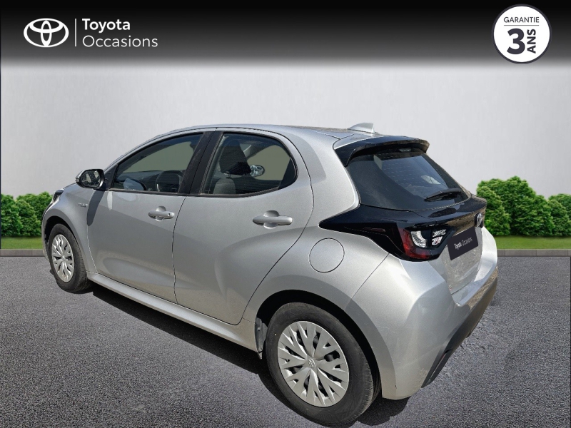 Yaris 116h Dynamic Business 5p + Stage Hybrid Academy MY21