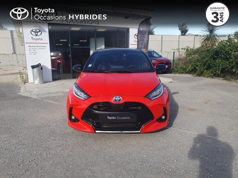 Yaris 116h Premire 5p